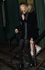 TAYLOR SWIFT Evening Out in New York