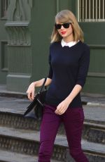 TAYLOR SWIFT Leaves Her Apartment in New York 0504