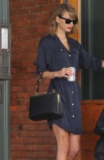 TAYLOR SWIFT Out in New York 2604