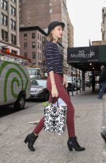 TAYLOR SWIFT Out Shopping in New York