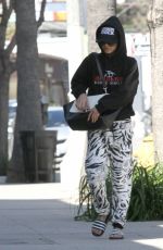 VANESS HUDGENS Out and About in Los Angeles 0804