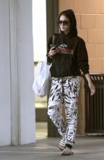 VANESS HUDGENS Out and About in Los Angeles 0804