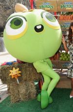 VANESSA MINNILLO at Beafarmhero Spring Campaign in Ner York