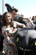 AMERICA FERRERA at How to Train Your Dragon 2 Stunt