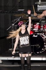 AVRIL LAVIGNE Performs in Mountain View