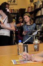 BELLA THORNE at Seventeen Magazine Signing in Oak Brook