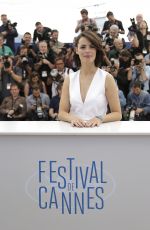 BERENICE BEJO at The Search Photocall at Cannes Film Festival