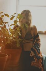 CAMILLE ROWE - So it Goes Magazine Photoshoot by Guy Aroch