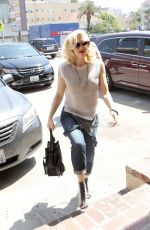 GWEN STEFANI Out and About in Los Angeles 3005