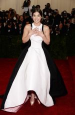 HAILEE STEINFELD at MET Gala 2014 in New York