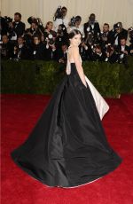 HAILEE STEINFELD at MET Gala 2014 in New York