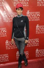 HALLE BERRY at 2014 EIF Revlon Run Walk for Women in Los Angeles