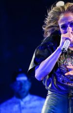 JENNIFER LOPEZ Perfomrs at Power 106 FM
