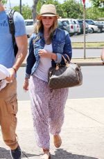 JENNIFER LOVE HEWITT at Airport in Maui