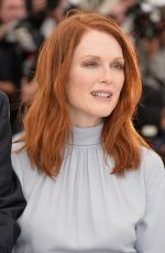 JULIANNE MOORE at Maps to the Stars Photocall at Cannes ilm Festival