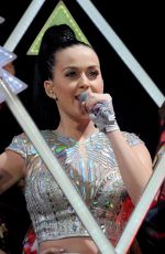 KATY PERRY Performs at Radio 1
