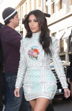 KIM KARDASHIAN Arrives at Costes Restaurant in Paris