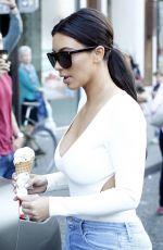 KIM KARDASHIAN Out and About in Paris