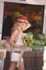 KIMBERLEY GARNER Shopping at Whole Foods in West Hollywood