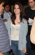 LANA DEL REY Signs Autographs at LAX Airport