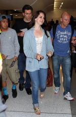 LANA DEL REY Signs Autographs at LAX Airport