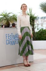 MIA WASIKOWSKA at Maps to the Stars Photocall at Canne Film Festival