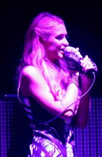 PARIS HILTON - DJ Set at Echostage in Washington