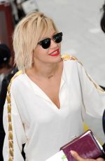 RIA ORA Arrives at Airport in Nice
