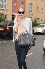 ROSIE HUNTINGTON-WHITELEY Arrives at a Studio in London