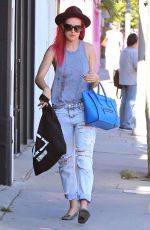 RUMER WILLIS in Ripped Jeans Shopping in West Hollywood