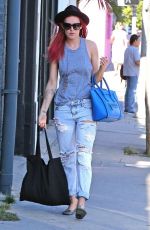 RUMER WILLIS in Ripped Jeans Shopping in West Hollywood