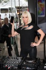 SARAH HARDING - Carphone Warehouse SonyXperiaz2 Promotion in London