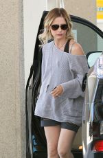 SARAH MICHELLE GELLAR at a Gas Station in Santa Monica