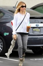 SARAH MICHELLE GELLAR Out and About in Los Angeles 2205