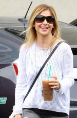 SARAH MICHELLE GELLAR Out and About in Los Angeles 2205