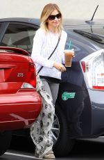 SARAH MICHELLE GELLAR Out and About in Los Angeles 2205