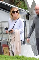 SARAH MICHELLE GELLAR Out and About in Westwood