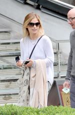 SARAH MICHELLE GELLAR Out and About in Westwood