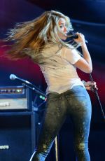 SHAKIRA Performs at 102.7 Kiis FM Wango Tango in Los Angeles