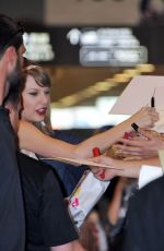 TAYLOR SWIFT at Narita International Airport in Japan