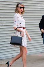 TAYLOR SWIFT Leaves a Gym in New York 0205