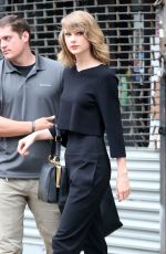TAYLOR SWIFT Leaves Her New York