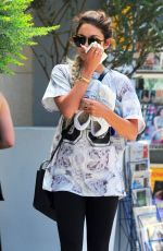 vanessa hudgens out in studio city, 05/25/14 [uhq adds]