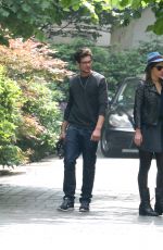 ADELE EXARCHOPOULOS and Jeremie Laheurte Kisses on the Street in Paris
