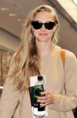 AMANDA SEYFRIED at Narita International Airport