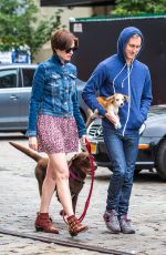 ANNE HATHAWAY and Adam Shulman Walks Her Dogs Out in New York