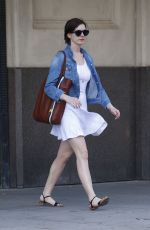 ANNE HATHAWAY Out and About in New York 2606