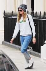 CARA DELEVINGNE Out amd About in London 2606