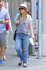 DREW BARRYMORE Out and About in New York 2406