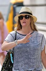 DREW BARRYMORE Out and About in New York 2406
